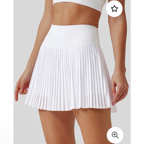 WILLIT Dresses & Skirts - WILLIT Women's Pleated Tennis Skirt with Pocket in White Sz Medium